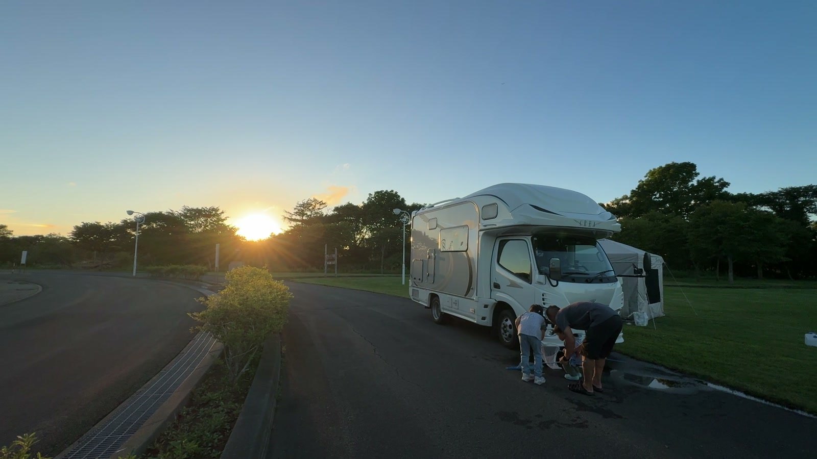 キャンプ場の夕日