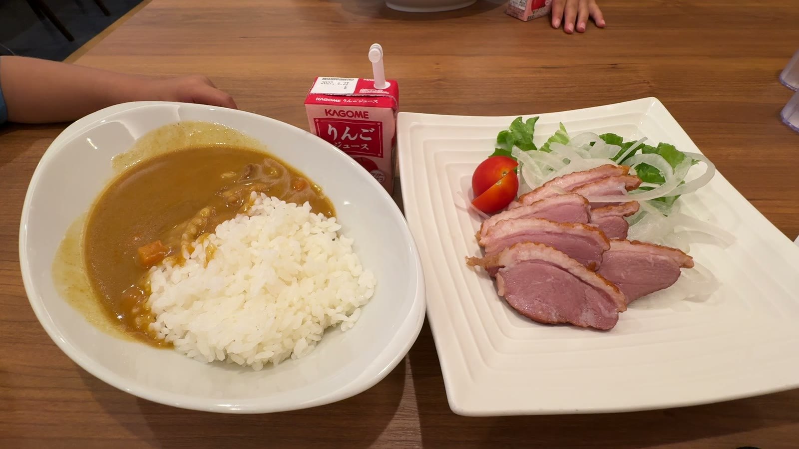 夜ごはんはレストランで