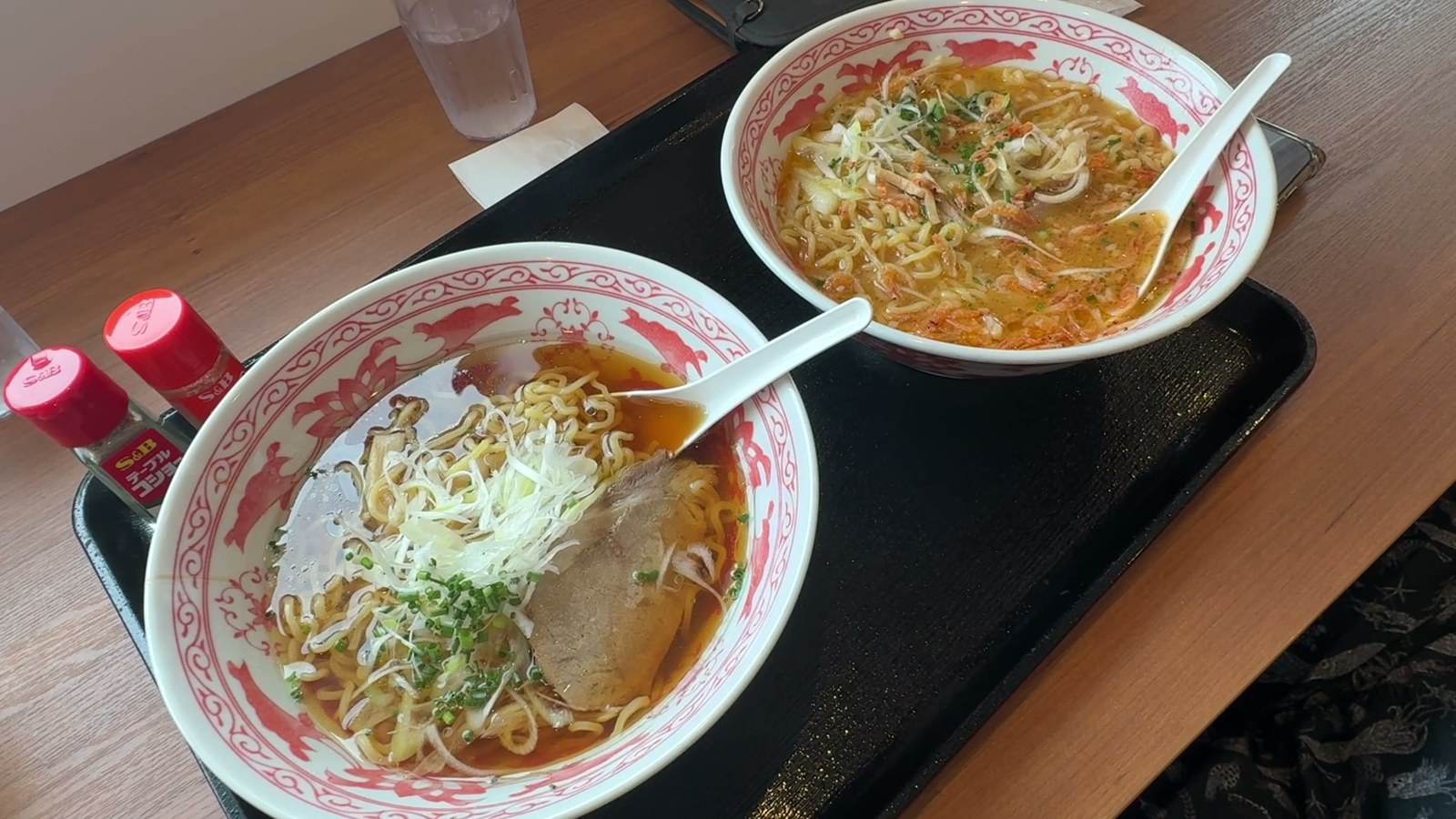 お昼はラーメン